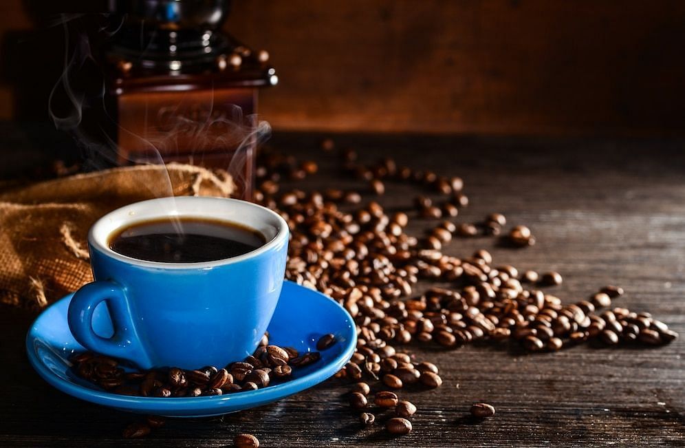 Is sugar free coffee the way to go? (Image via Freepik/Onlyyourqj)